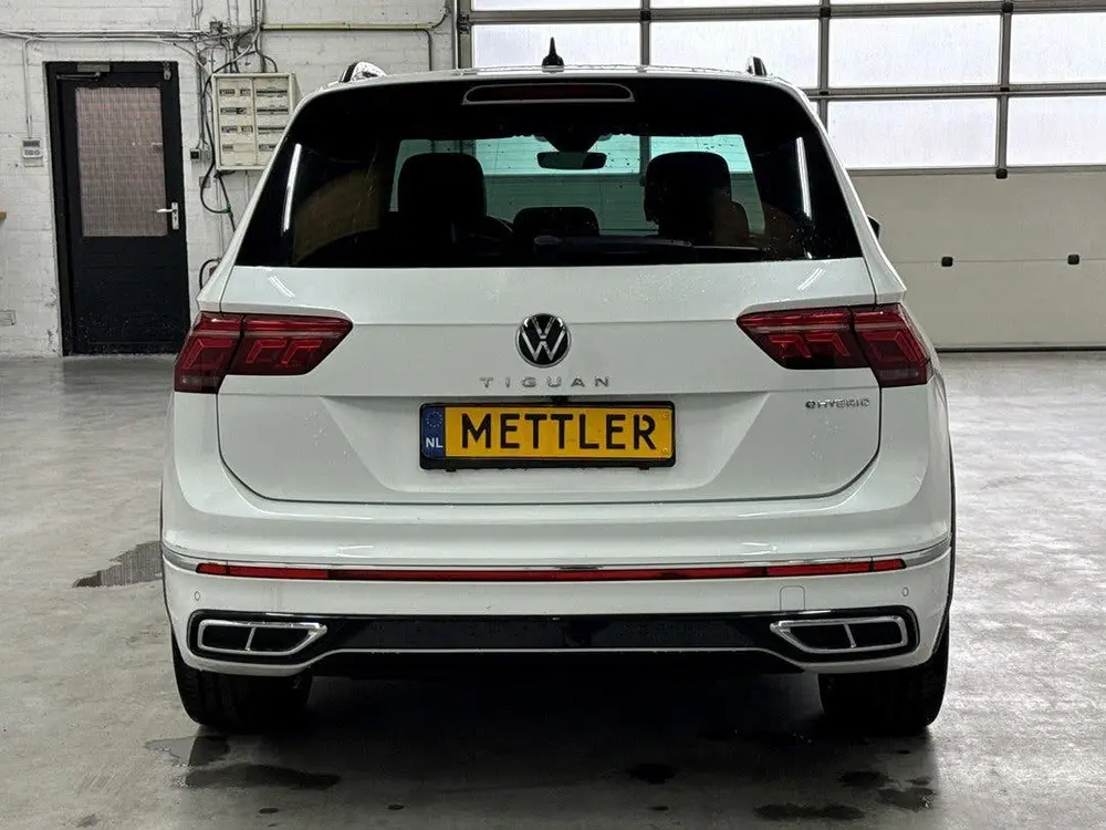 Volkswagen TIGUAN 1.4 TSI Plug-in eHybrid R-Line IQ Lights|3 uit 2021, foto 4