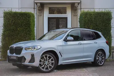 BMW X3 xDrive30e High Executive TREKHAAK uit 2024