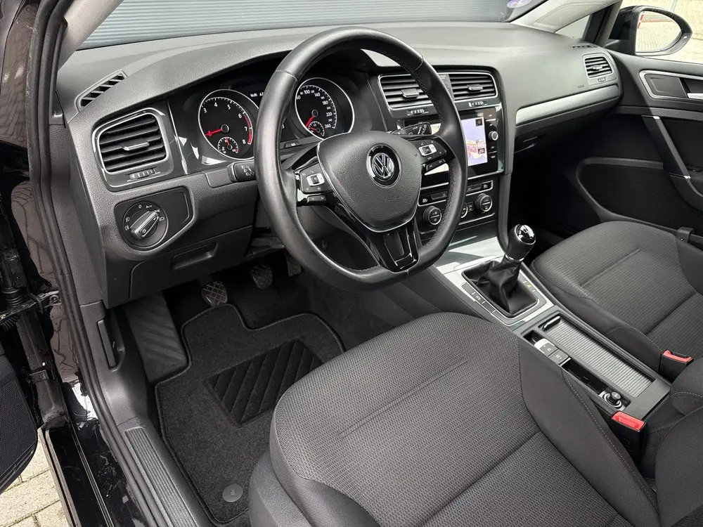 Volkswagen Golf 1.0 TSI Comfortline ✓Navigatie ✓Apple Ca uit 2020, foto 6