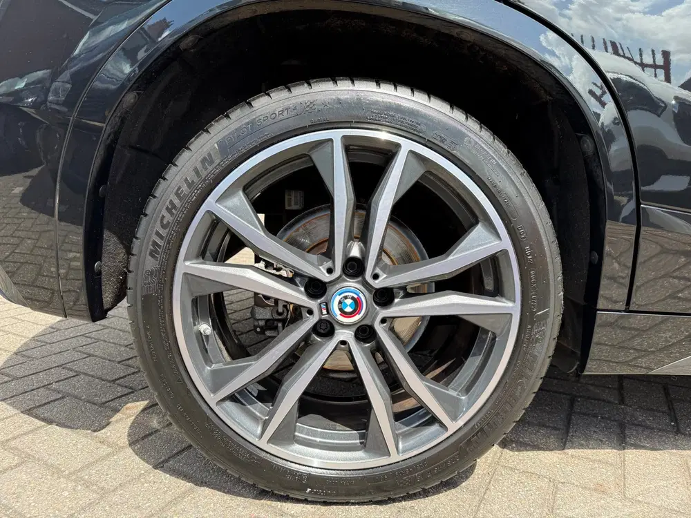 BMW X2 SDrive18i Business Edition Plus uit 2022, foto 18