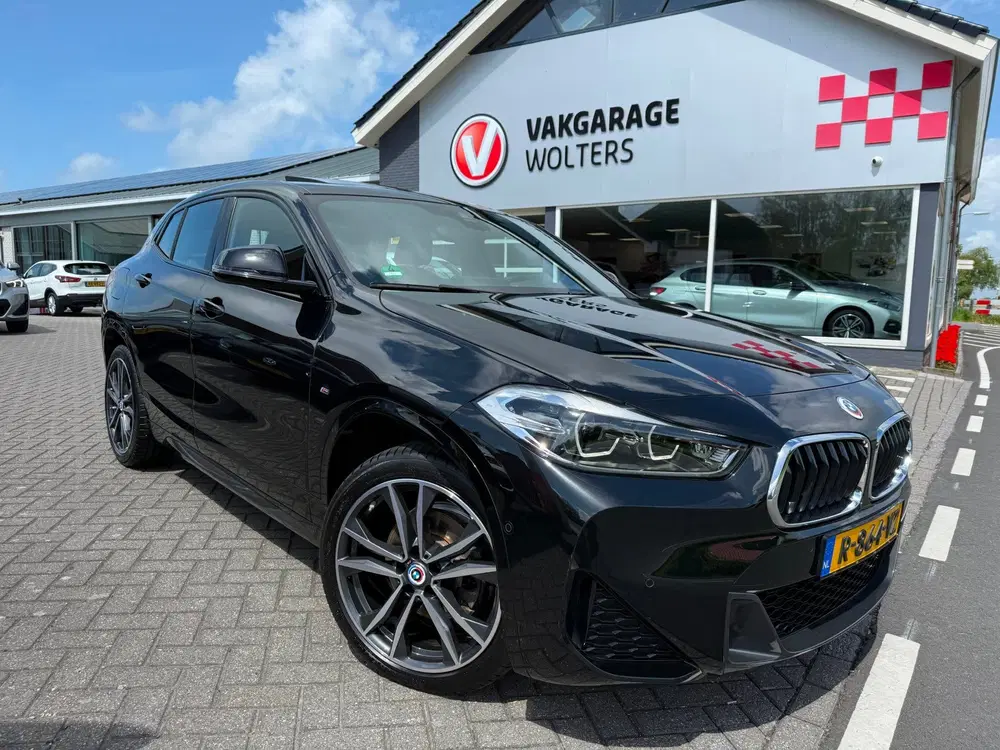 BMW X2 SDrive18i Business Edition Plus uit 2022, foto 3