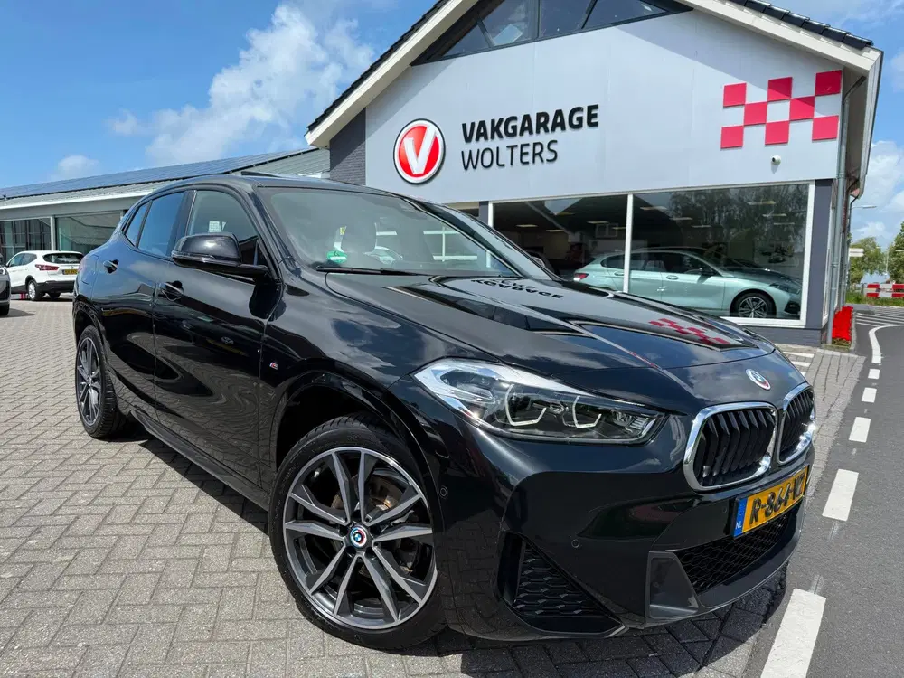 BMW X2 SDrive18i Business Edition Plus uit 2022, foto 4