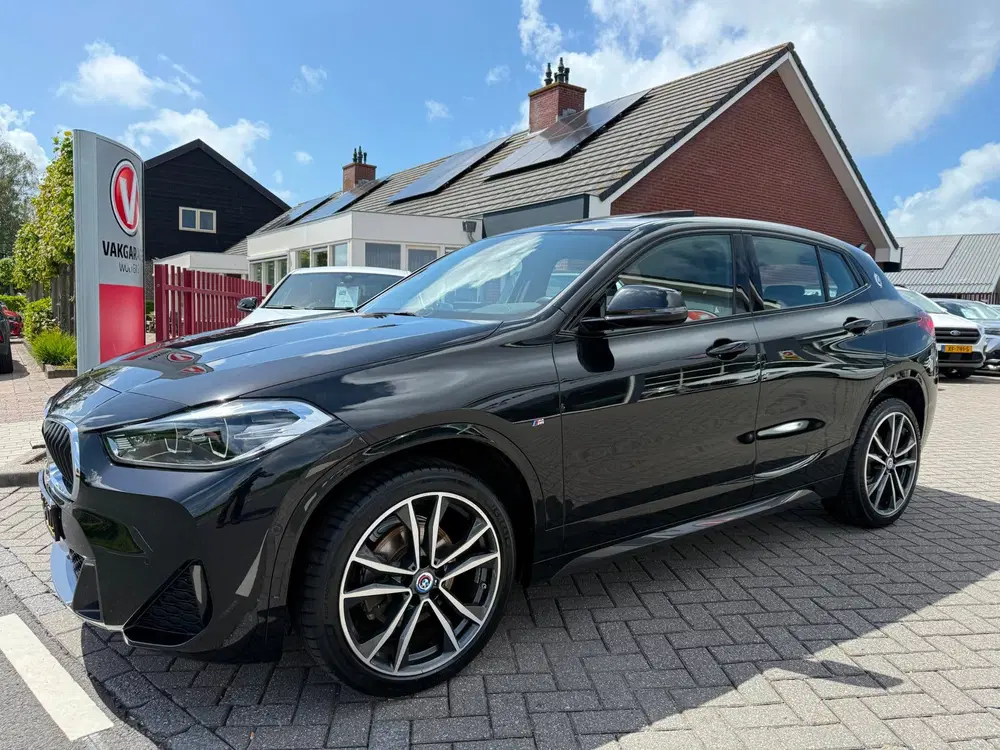 BMW X2 SDrive18i Business Edition Plus uit 2022, foto 6