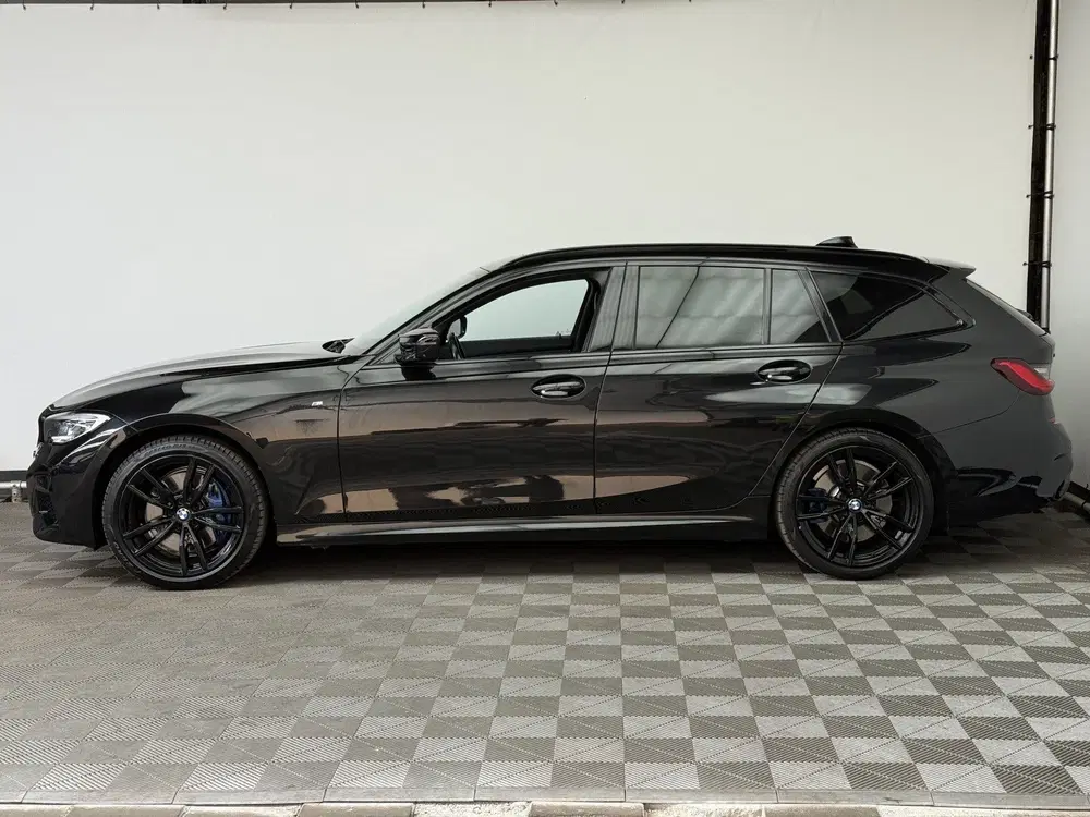 BMW 3-serie 3 Serie Touring M340i xDrive High Executiv uit 2020, foto 2