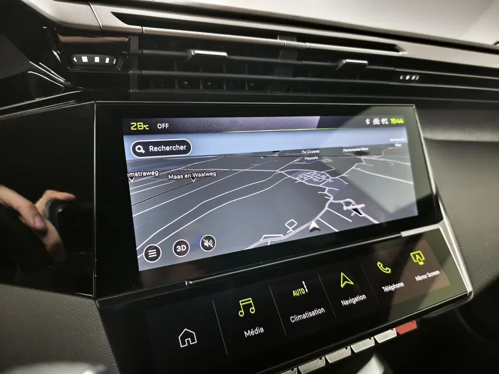 Peugeot 308 1.2 Hybrid 145 e-DCS6 Allure uit 2025, foto 11