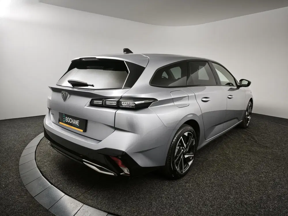 Peugeot 308 1.2 Hybrid 145 e-DCS6 Allure uit 2025, foto 2