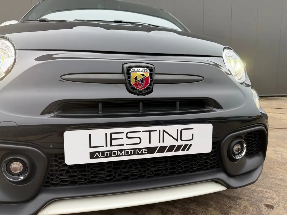 Abarth 695 uit 2021, foto 16