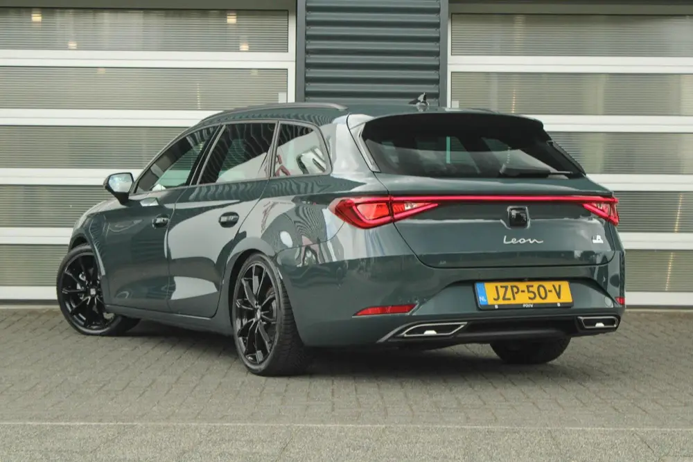 SEAT Leon 1.5 TSI e-Hybrid 204pk FR Business uit 2026, foto 11