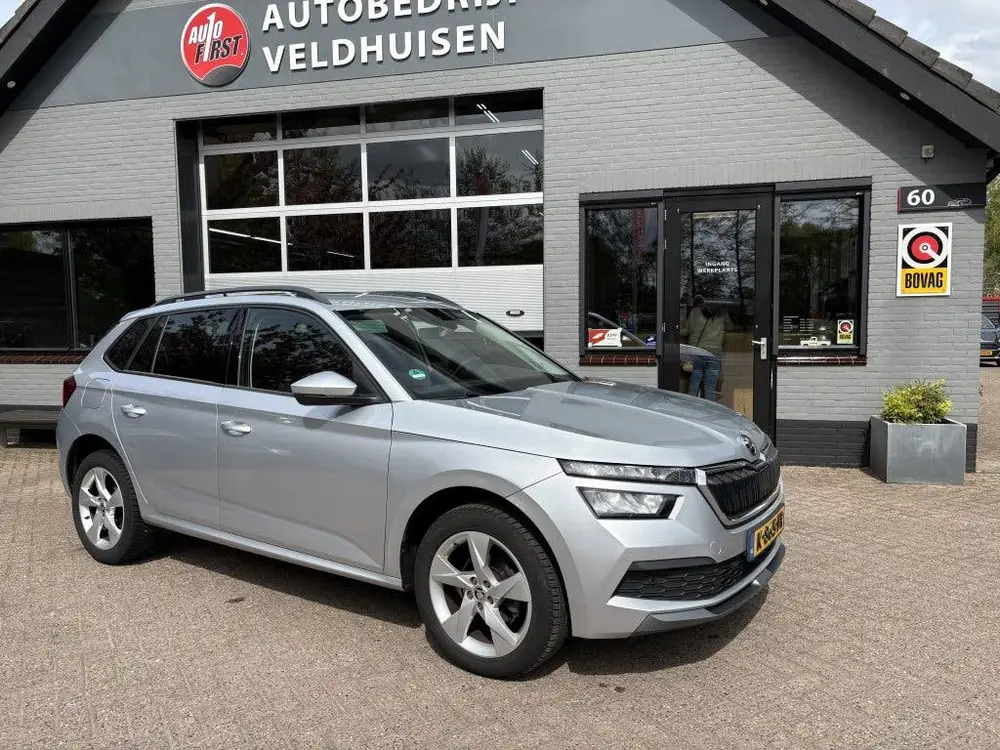 Skoda Kamiq 1.0 TSI Style (bj 2019) uit 2019, foto 2