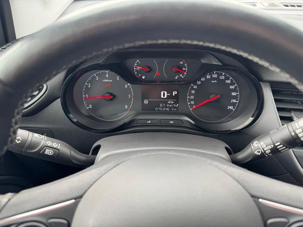 Opel Crossland 1.2 Turbo Elegance uit 2022, foto 20