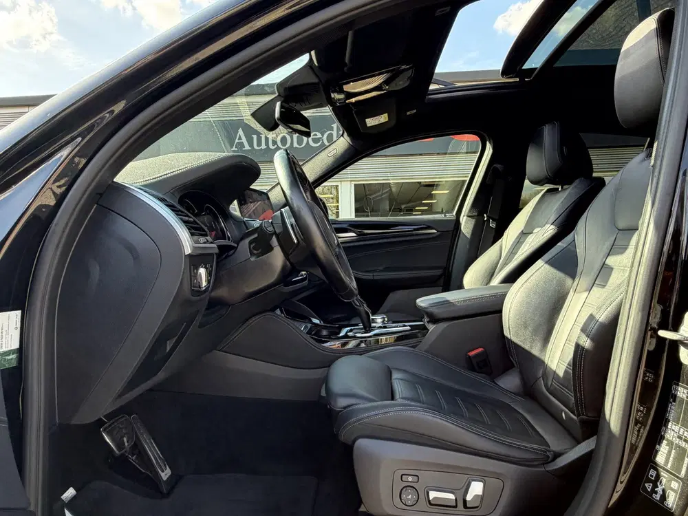 BMW X4 M40i High Executive uit 2019, foto 4
