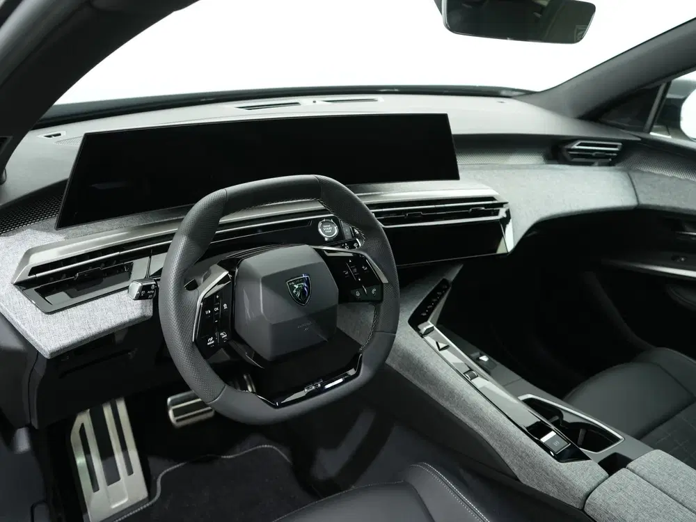 Peugeot 5008 1.2 HYBRID 145PK GT E-DCS6 7-PERS uit 2025, foto 12