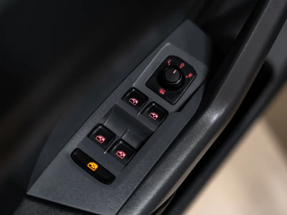 Volkswagen T-Cross 1.0 TSI DSG Life Business, Virtual Cockpi uit 2021, foto 20