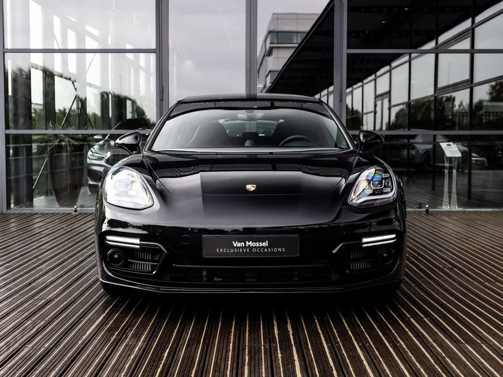Porsche Panamera 2.9 4 E-Hybrid uit 2023, foto 2