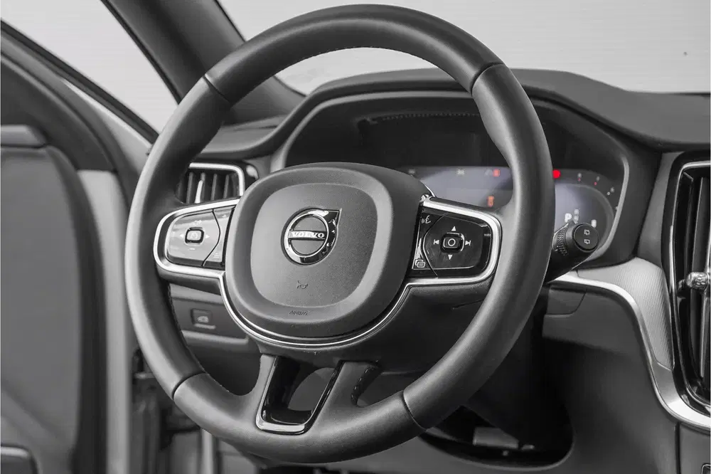 Volvo V60 Cross Country 2.0 B5 AWD Plus Camera Stuur & Stoel uit 2023, foto 20