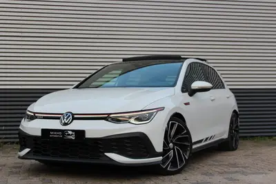 Volkswagen Golf 2.0 TSI GTI | Clubsport | Panoramadak | HUD uit 2021