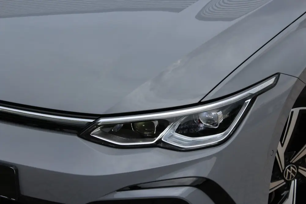 Volkswagen Golf 1.5 eTSI 3x R-Line | Panoramadak | Harman Ka uit 2021, foto 20