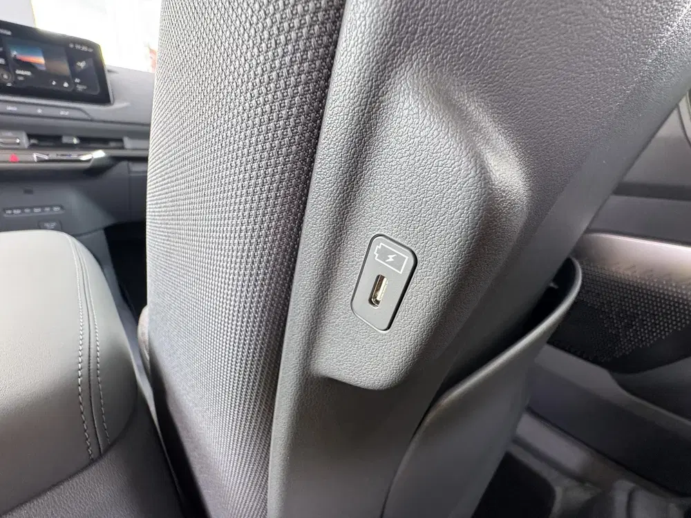 Kia EV2 Plus 42.2 kWh 4p. uit 2026, foto 15