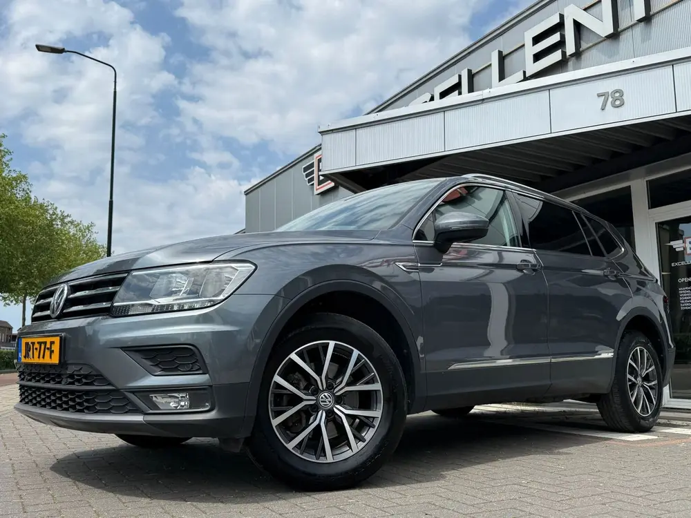 Volkswagen Tiguan Allspace 1.5 TSI DSG Comfortline 7p. uit 2021, foto 2