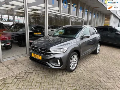 Volkswagen T-Roc 1.5 TSI R-Line Business 150PK / ACHTERUITRI uit 2025