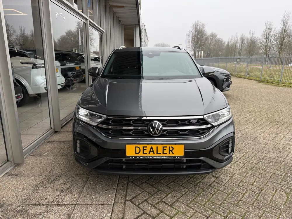 Volkswagen T-Roc 1.5 TSI R-Line Business 150PK / ACHTERUITRI uit 2025, foto 2