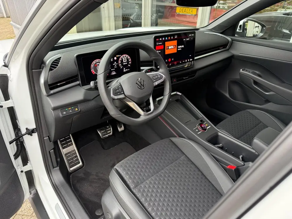 Volkswagen T-Roc 1.5 eTSI R-Line MODEL 2026 Business 150PK / uit 2025, foto 10