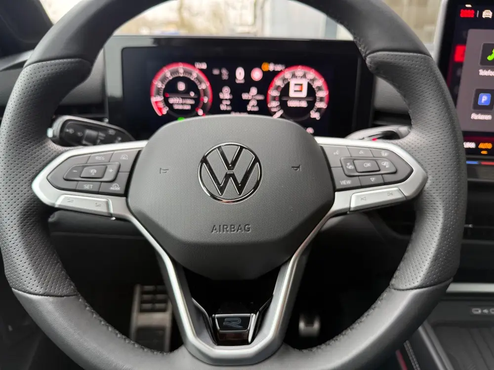 Volkswagen T-Roc 1.5 eTSI R-Line MODEL 2026 Business 150PK / uit 2025, foto 19