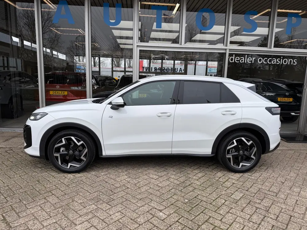 Volkswagen T-Roc 1.5 eTSI R-Line MODEL 2026 Business 150PK / uit 2025, foto 3