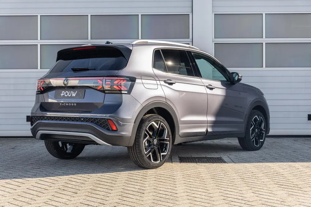 Volkswagen T-Cross 1.0 TSI 115pk DSG R-Line Edition | Trekha uit 2026, foto 2