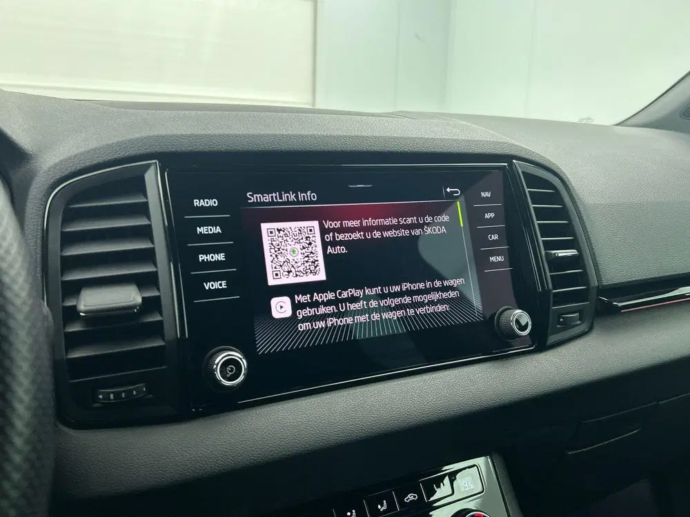Skoda Karoq 1.5 TSI ACT Sportline Business uit 2021, foto 14