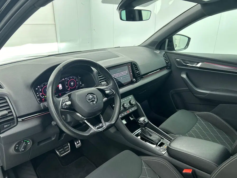 Skoda Karoq 1.5 TSI ACT Sportline Business uit 2021, foto 18