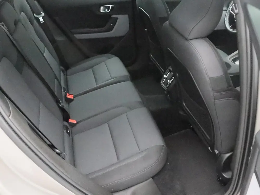 Polestar 2 Long Range Single Motor 231PK 78 kWh 93 uit 2022, foto 13