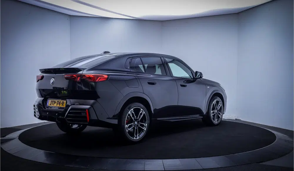 BMW X2 20iA M-SPORT Edition FULL LED uit 2024, foto 5