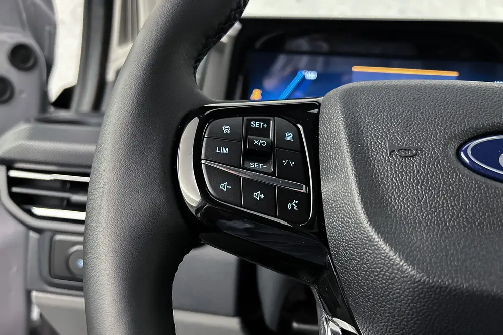 Ford E-Custom 340 L2 Limited uit 2026, foto 12