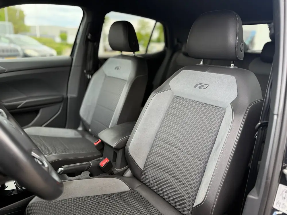 Volkswagen T-Cross 1.0 TSI R-Line Automaat (BOVAG/RIJKLAARPR uit 2022, foto 6