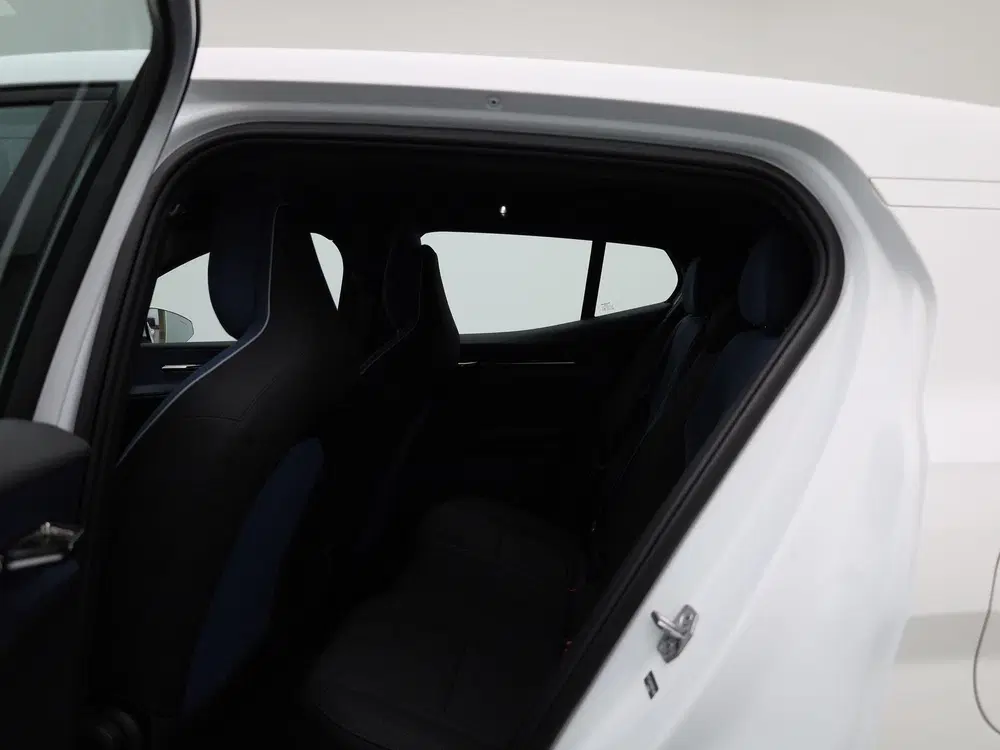 Volvo EX30 Single Motor Extended Range Core 69Kwh uit 2024, foto 10