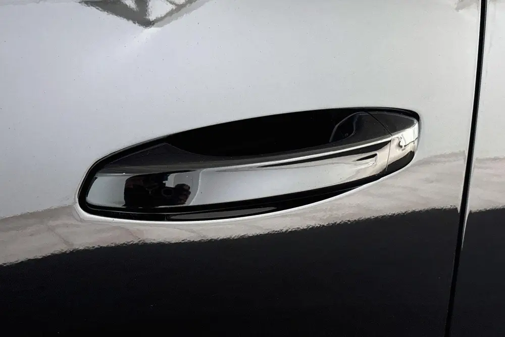 Lancia Ypsilon 1.2 Turbo Hybrid HF Line Camera Apple CarPlay uit 2025, foto 17
