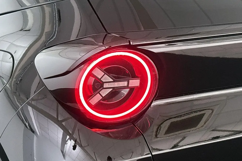 Lancia Ypsilon 1.2 Turbo Hybrid HF Line Camera Apple CarPlay uit 2025, foto 20