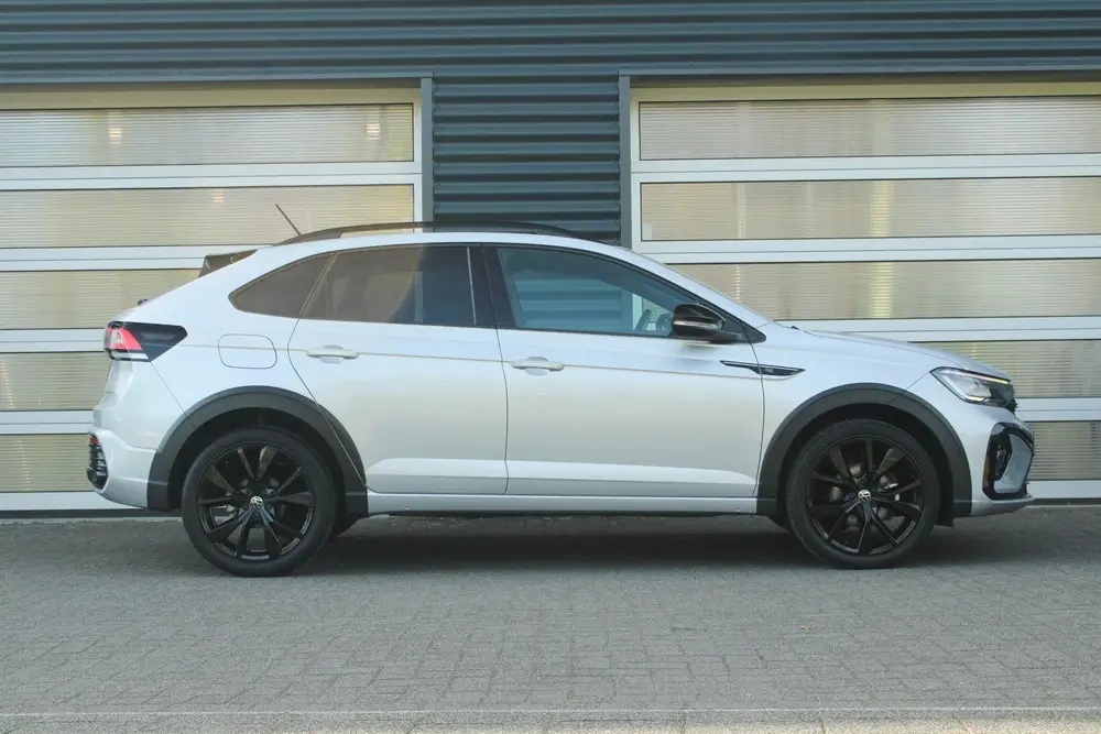 Volkswagen Taigo 1.0 TSI 110pk Hand-6 R-Line | Black Pakket uit 2023, foto 3