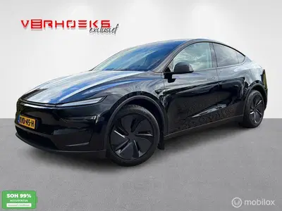 Tesla Model Y Premium Long Range RWD 650km Range WLTP uit 2025
