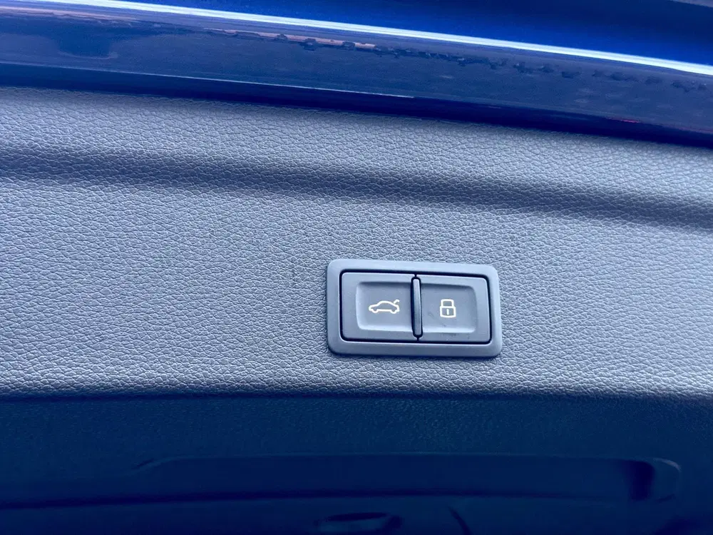 Audi Q3 45 TFSI e S Edition Pano uit 2022, foto 11