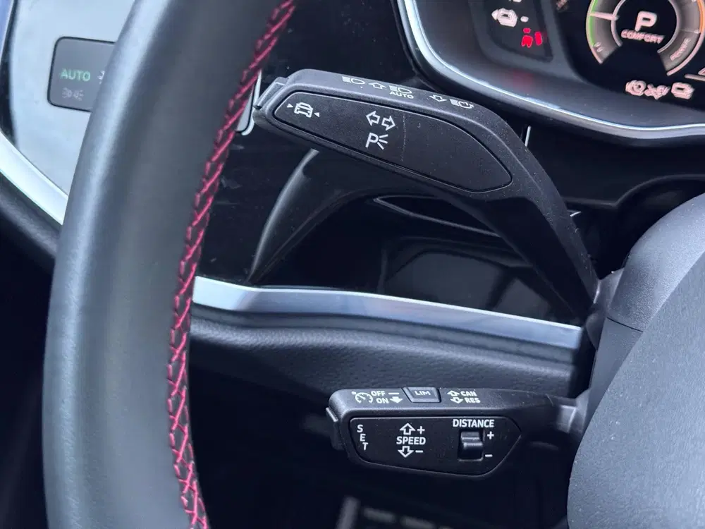 Audi Q3 45 TFSI e S Edition Pano uit 2022, foto 20