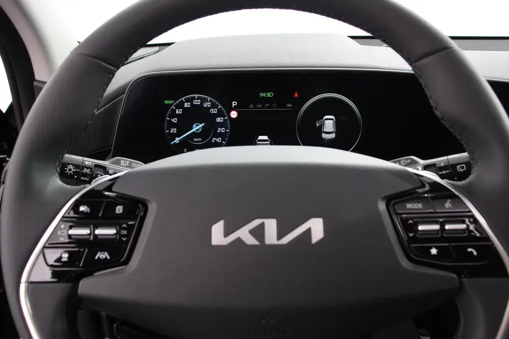 Kia Niro ExecutiveLine 64.8 kWh Navigatie Half Lede uit 2022, foto 11