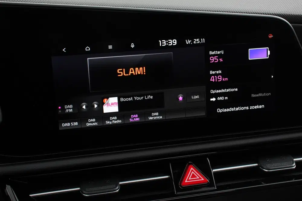 Kia Niro ExecutiveLine 64.8 kWh Navigatie Half Lede uit 2022, foto 17