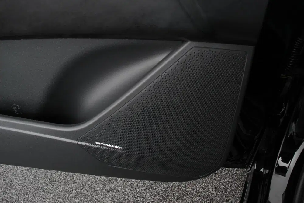 Kia Niro ExecutiveLine 64.8 kWh Navigatie Half Lede uit 2022, foto 19