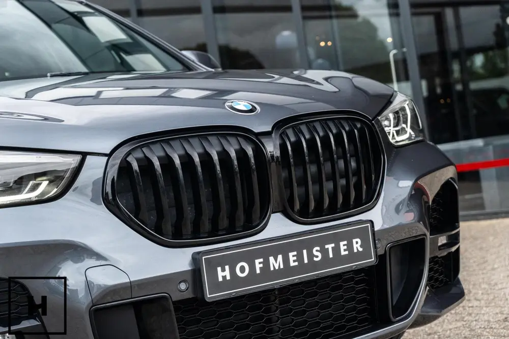 BMW X1 sDrive18i M-Sport uit 2020, foto 7