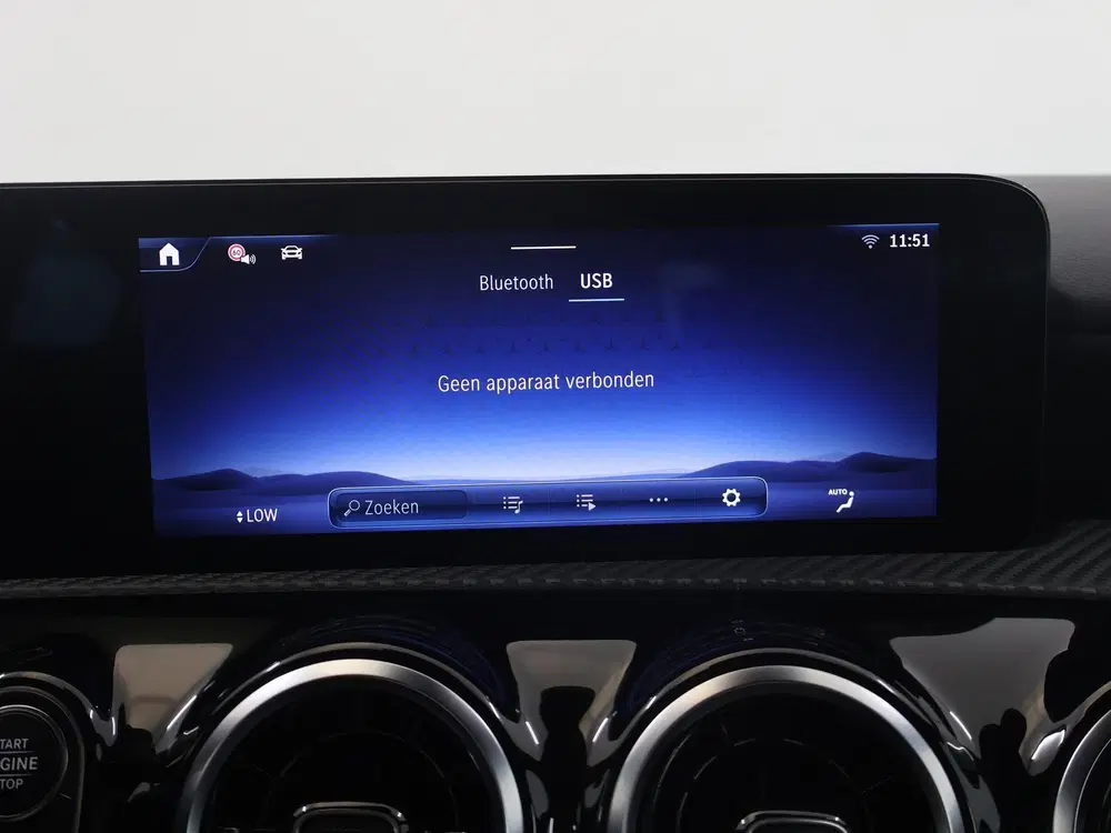 Mercedes-Benz CLA 180 Star Edition uit 2025, foto 17