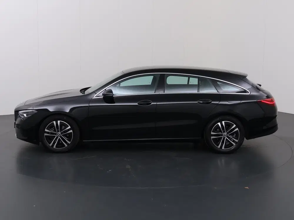 Mercedes-Benz CLA 180 Star Edition uit 2025, foto 5