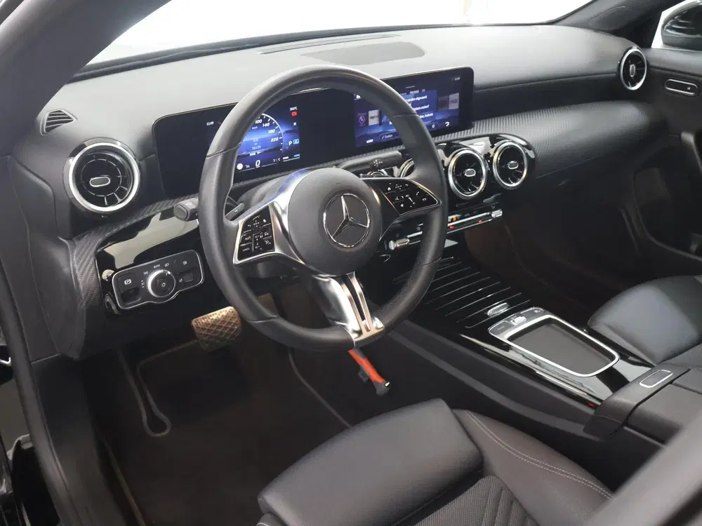 Mercedes-Benz CLA 180 Star Edition uit 2025, foto 7