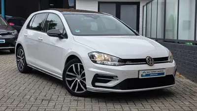 Volkswagen Golf 1.0 TSI Highline R-Line 115pk Navi, Camera uit 2020